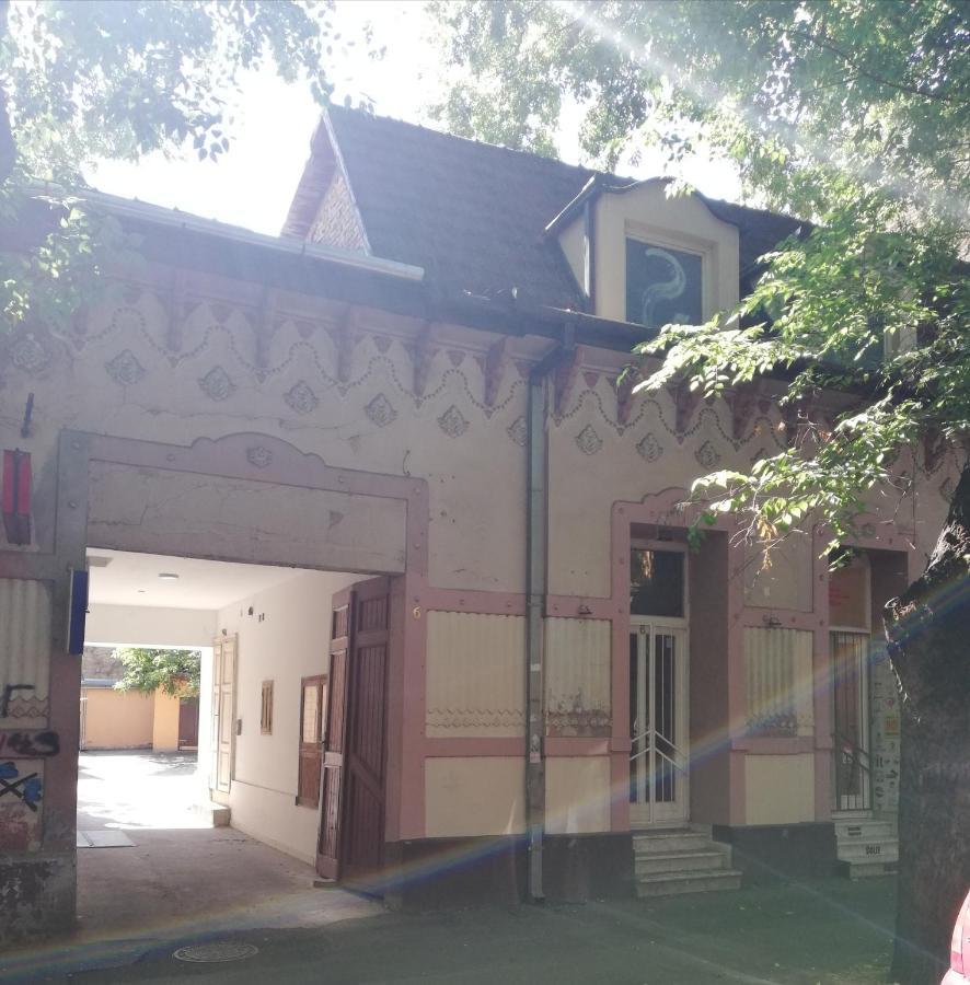Apartman Park Subotica Extérieur photo